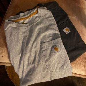 Men’s carhartt force 
Size large 2 for $32